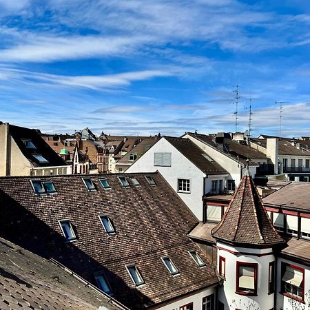 City Center Rooftop Balcony-Studio At Town Hall بازل المظهر الخارجي الصورة
